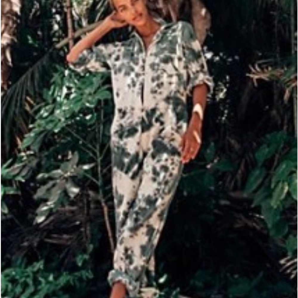 New Free people tye dye moss green jumpsuit large